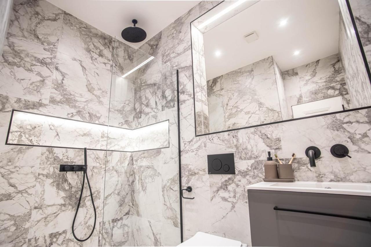 Modern & Chic One Bedroom Apartments In Fitzrovia By Sojo Stay Londra Esterno foto