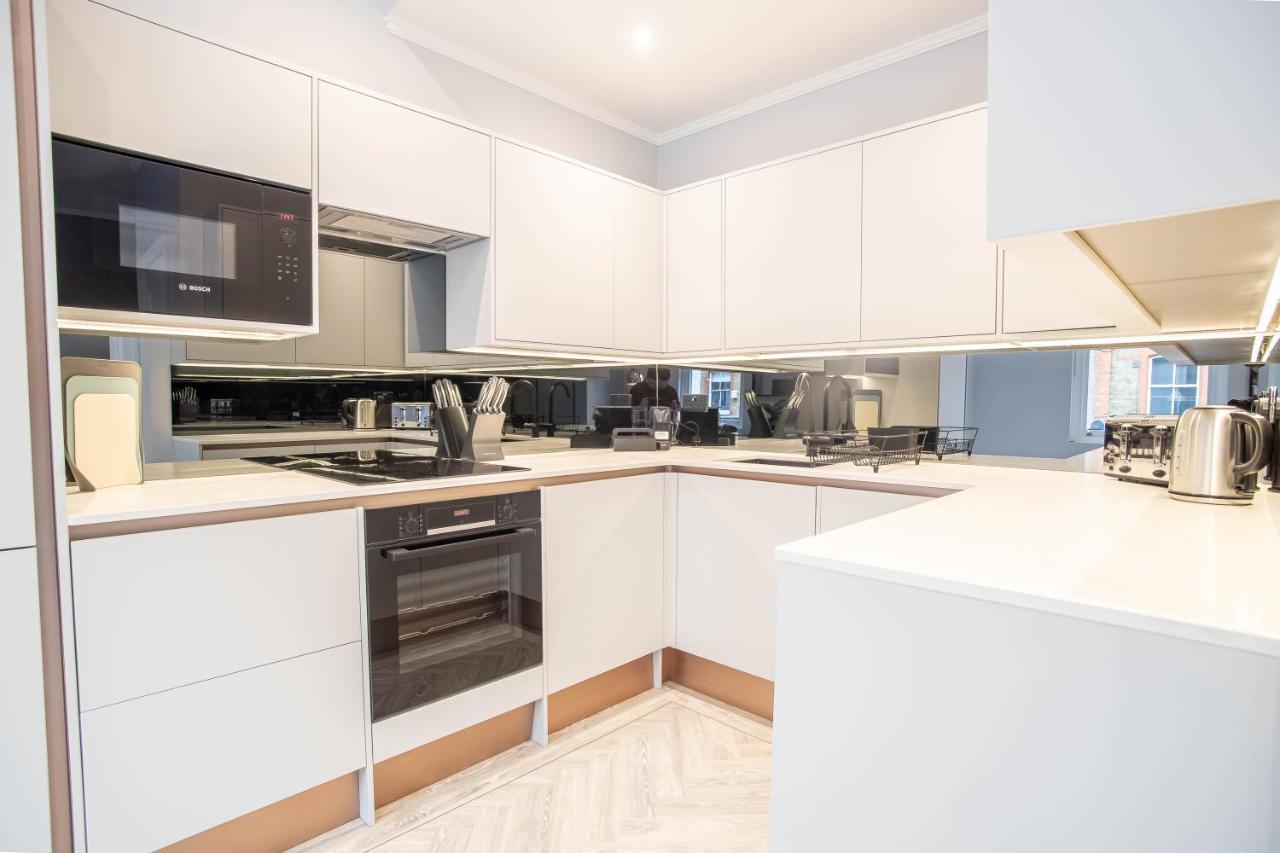 Modern & Chic One Bedroom Apartments In Fitzrovia By Sojo Stay Londra Esterno foto